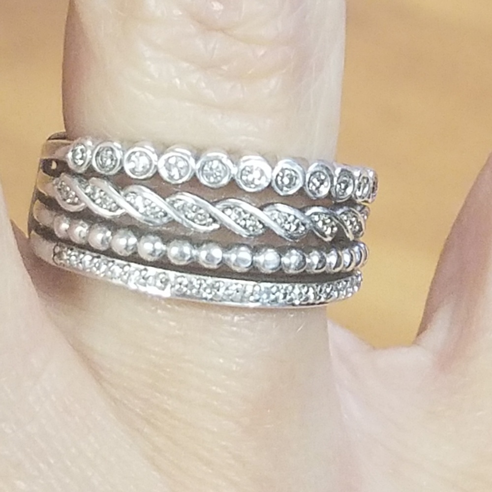 Diamond ring